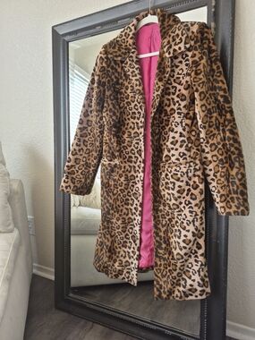 Vintage Leopard Print Coat with Pink Lining